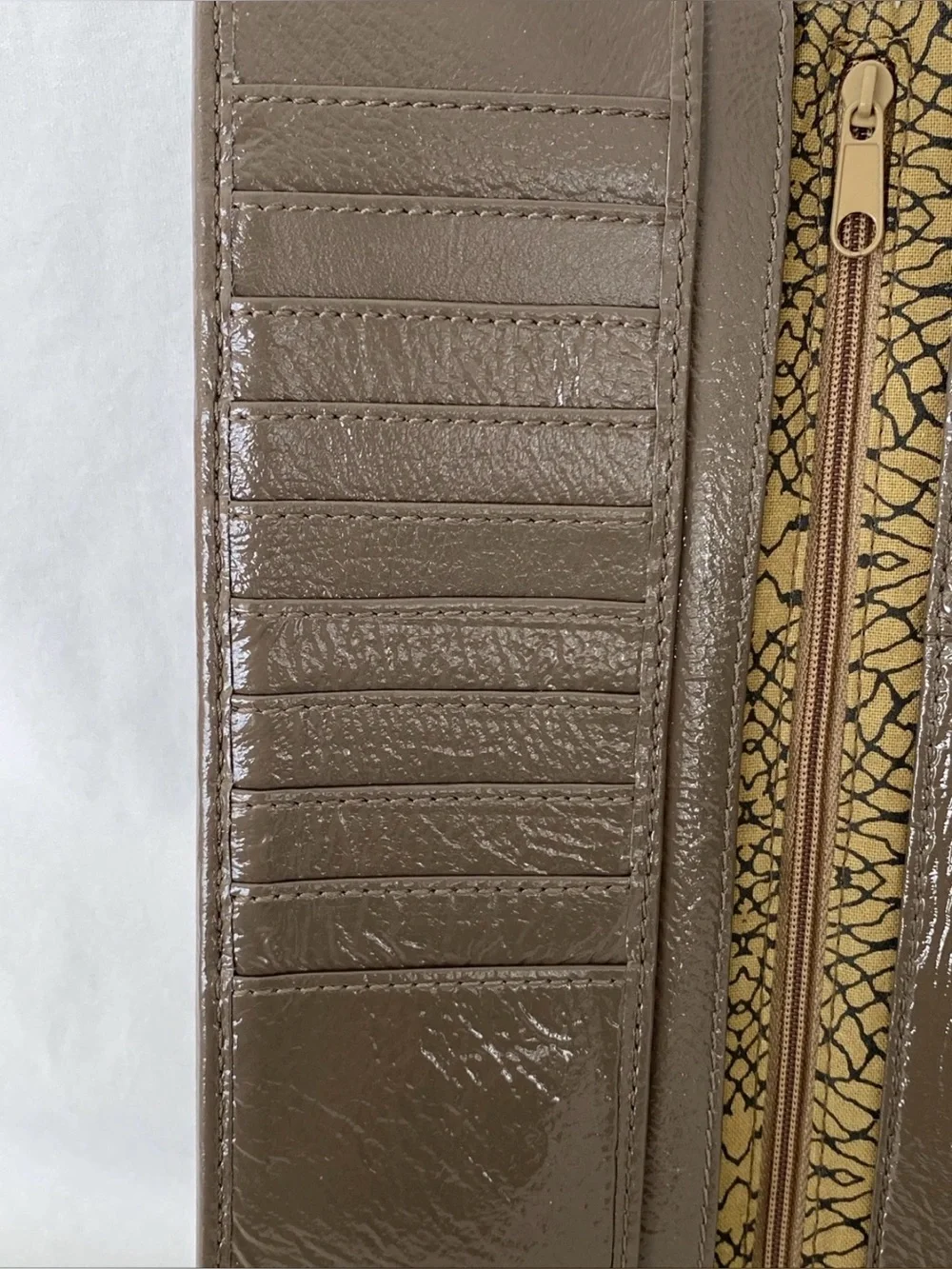 Hobo International GLAZED TAUPE LEATHER CLUTCH WALLET BAG Purse VGC
